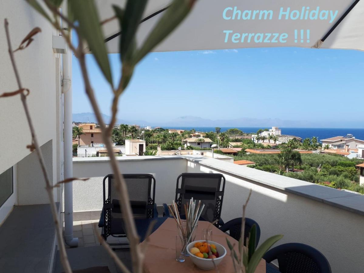 Charm Holiday Терразини Экстерьер фото